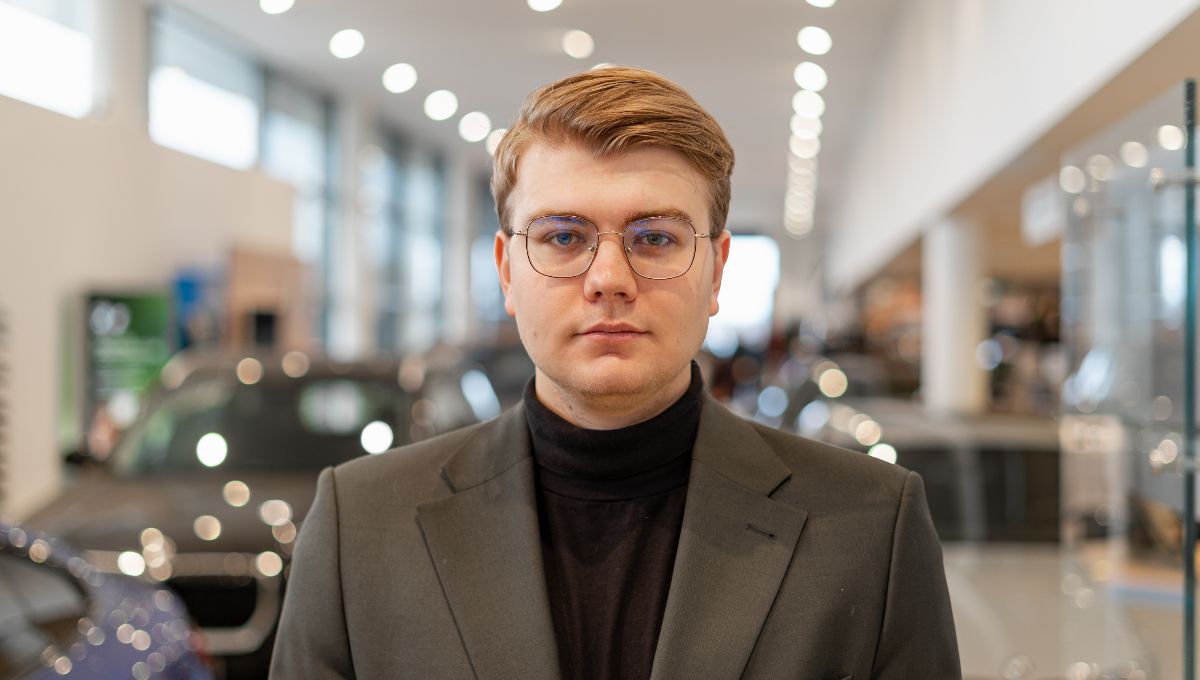 Dawid Karbowski Młodszy Doradca ds. Sprzedaży Samochodów Używanych